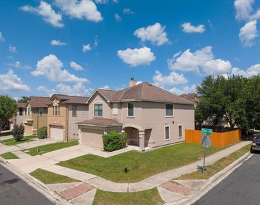 8813 Wiley Way - Photo Thumbnail 32