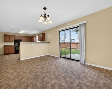 8813 Wiley Way - Photo Thumbnail 7