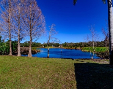 11416 Pine Forest Drive - Photo Thumbnail 32
