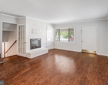 13208 Aldrin Street - Photo Thumbnail 6