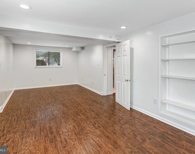 13208 Aldrin Street - Photo Thumbnail 16