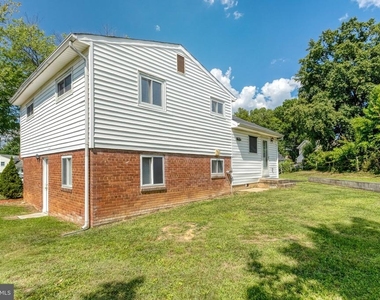 13208 Aldrin Street - Photo Thumbnail 25