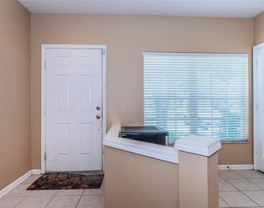 4517 Kennewick Place - Photo Thumbnail 4