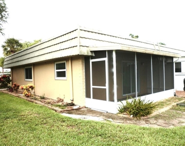 201 Kings Boulevard - Photo Thumbnail 15