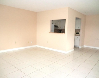 201 Kings Boulevard - Photo Thumbnail 1
