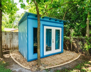 4505 Red River St - Photo Thumbnail 27