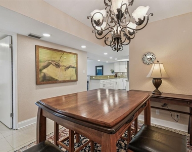 7400 Sun Island Drive S - Photo Thumbnail 20