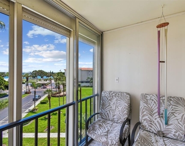 7400 Sun Island Drive S - Photo Thumbnail 32