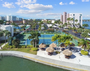 7400 Sun Island Drive S - Photo Thumbnail 47
