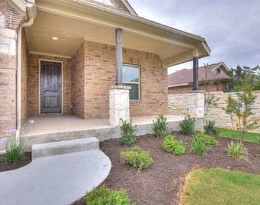 2005 Southcreek Dr - Photo Thumbnail 3