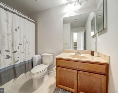 22489 Naugatuck Square - Photo Thumbnail 26