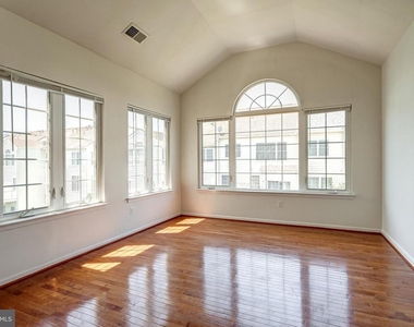 25332 Whippoorwill Terrace - Photo Thumbnail 32