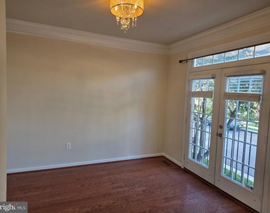 20667 Maitland Terrace - Photo Thumbnail 2