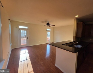 20667 Maitland Terrace - Photo Thumbnail 5