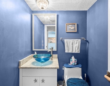 450 Treasure Island Causeway - Photo Thumbnail 12