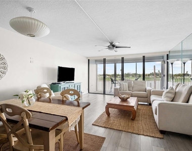 450 Treasure Island Causeway - Photo Thumbnail 7