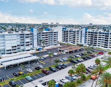 450 Treasure Island Causeway - Photo Thumbnail 22