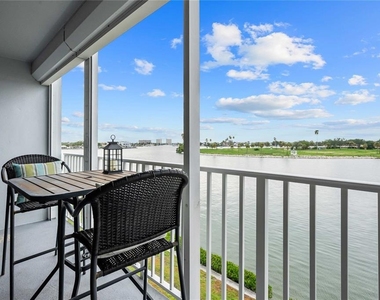 450 Treasure Island Causeway - Photo Thumbnail 20