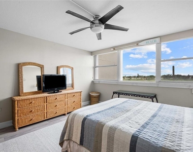 450 Treasure Island Causeway - Photo Thumbnail 16