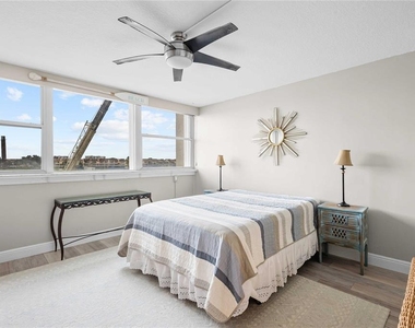 450 Treasure Island Causeway - Photo Thumbnail 13
