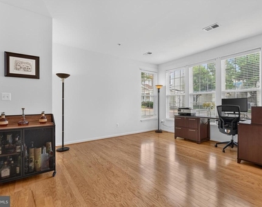 43081 Zander Terrace - Photo Thumbnail 11