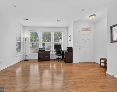 43081 Zander Terrace - Photo Thumbnail 8