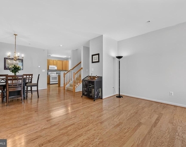43081 Zander Terrace - Photo Thumbnail 12