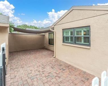 3203 Charter Club Drive - Photo Thumbnail 2