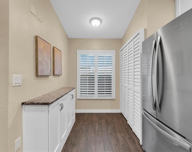3203 Charter Club Drive - Photo Thumbnail 16