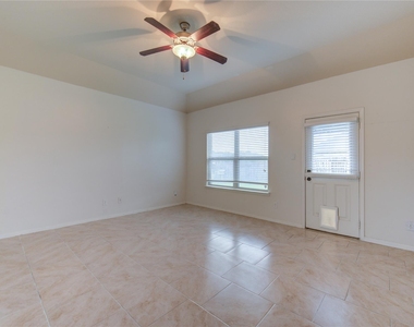 734 Mill Spring Court - Photo Thumbnail 25