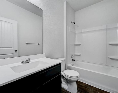 3705 Conyers Ln - Photo Thumbnail 18