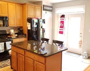 8234 Gunston Commons Way - Photo Thumbnail 14