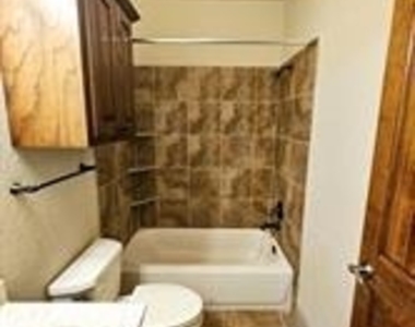 117 Micah Pt - Photo Thumbnail 4