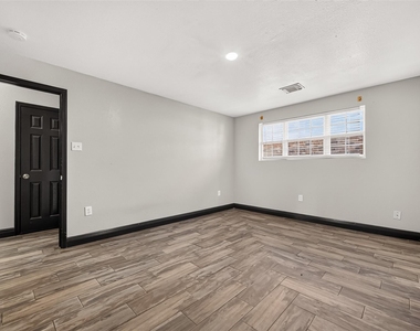 19326 Leafwood Lane - Photo Thumbnail 27