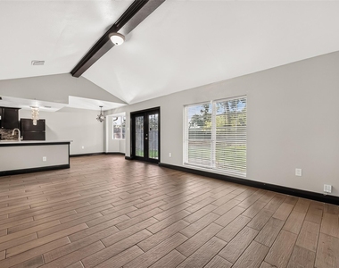 19326 Leafwood Lane - Photo Thumbnail 6
