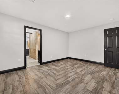 19326 Leafwood Lane - Photo Thumbnail 28