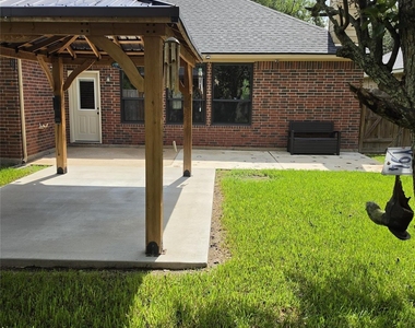 1138 Sussex Trail - Photo Thumbnail 22