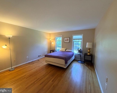 10802 Hunt Club Road - Photo Thumbnail 25
