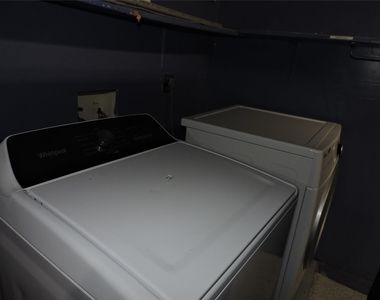 1625 Chippeway Ln - Photo Thumbnail 7