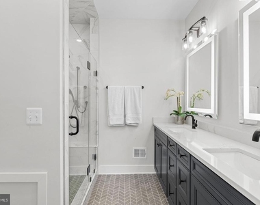 4422 Fair Lakes Court - Photo Thumbnail 31