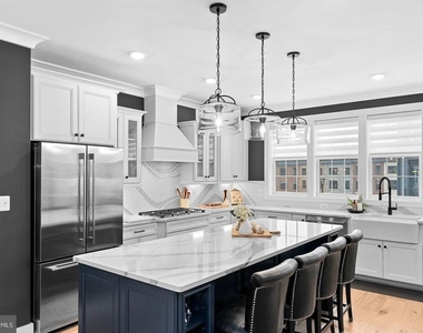 4422 Fair Lakes Court - Photo Thumbnail 9
