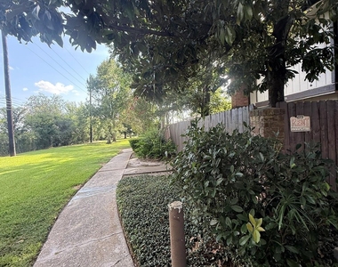 5329 Pinewilde Drive - Photo Thumbnail 2