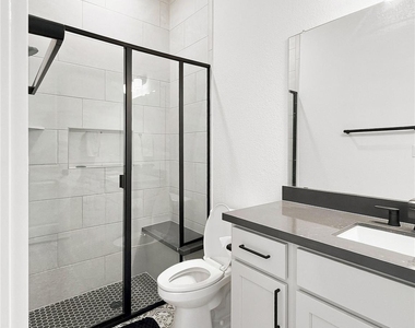 2313 Novara Trl - Photo Thumbnail 14