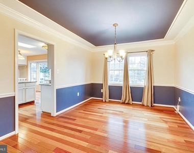 3022 Dower House Drive - Photo Thumbnail 11