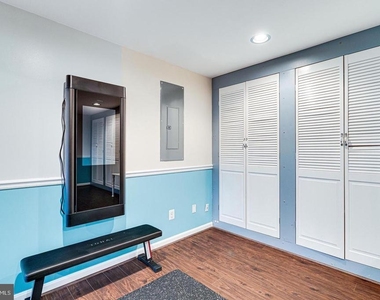 3022 Dower House Drive - Photo Thumbnail 47