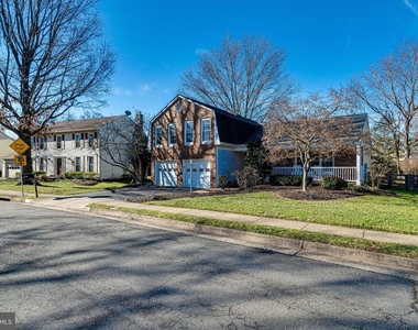 3022 Dower House Drive - Photo Thumbnail 55