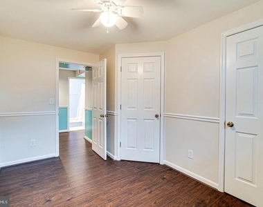 3022 Dower House Drive - Photo Thumbnail 42
