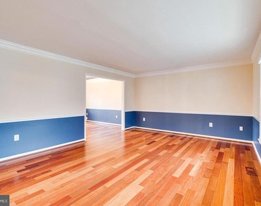 3022 Dower House Drive - Photo Thumbnail 8