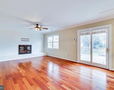 3022 Dower House Drive - Photo Thumbnail 22