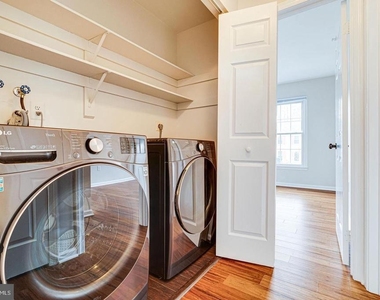 3022 Dower House Drive - Photo Thumbnail 44